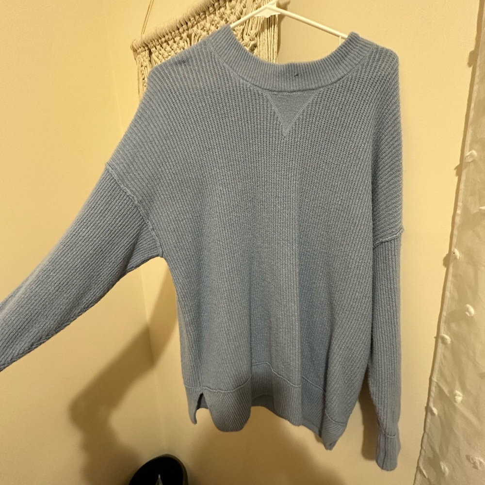 Aerie sweater in blue